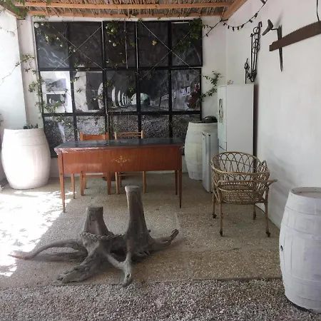 Il Secolo Breve Bed & Breakfast 3*