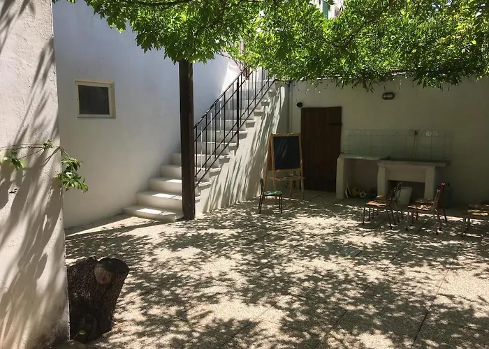 Il Secolo Breve לינה וארוחת בוקר 3*